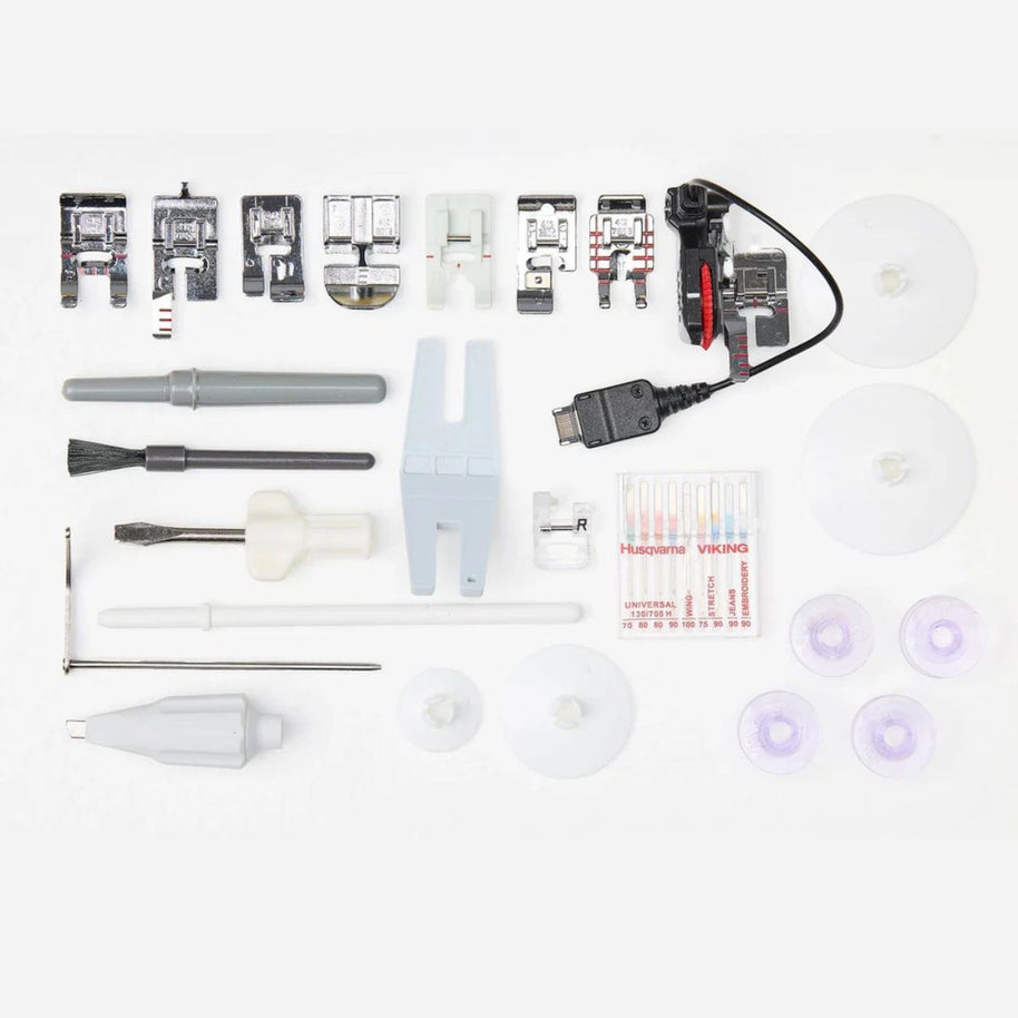 Macchina da cucire e ricamare Husqvarna Viking Designer Topaz 65 accessori inclusi