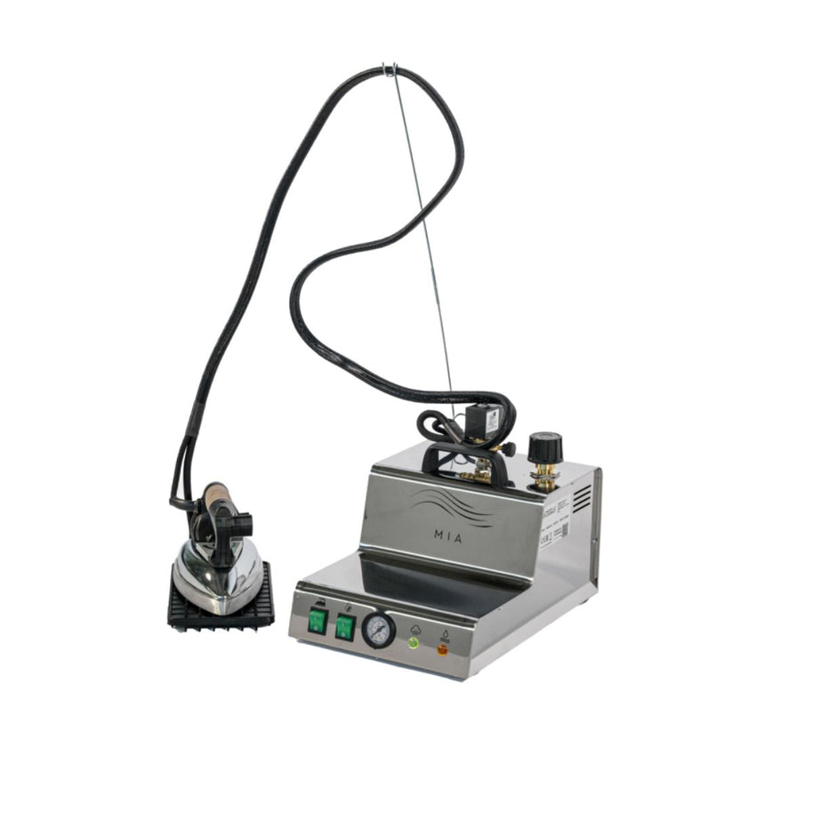 Ferro da stiro con Caldaia da 3,6 lt Battistella MIA INOX con manometro