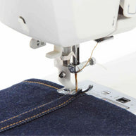 Macchina per cucire elettronica Husqvarna Viking Onyx 30 cucitura su jeans