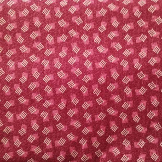 Tessuto di Cotone Americano Fantasia Quadratini su fondo rosso