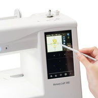 Macchina per cucire e ricamare Janome Memory Craft MC100E display touch screen