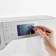 Macchina da cucire Pfaff Expression 710 special edition display a colori 