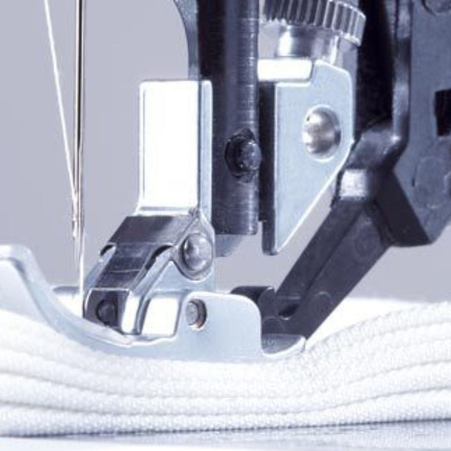 Macchina da cucire meccanica Pfaff sistema doppio trasporto Select 3.2 