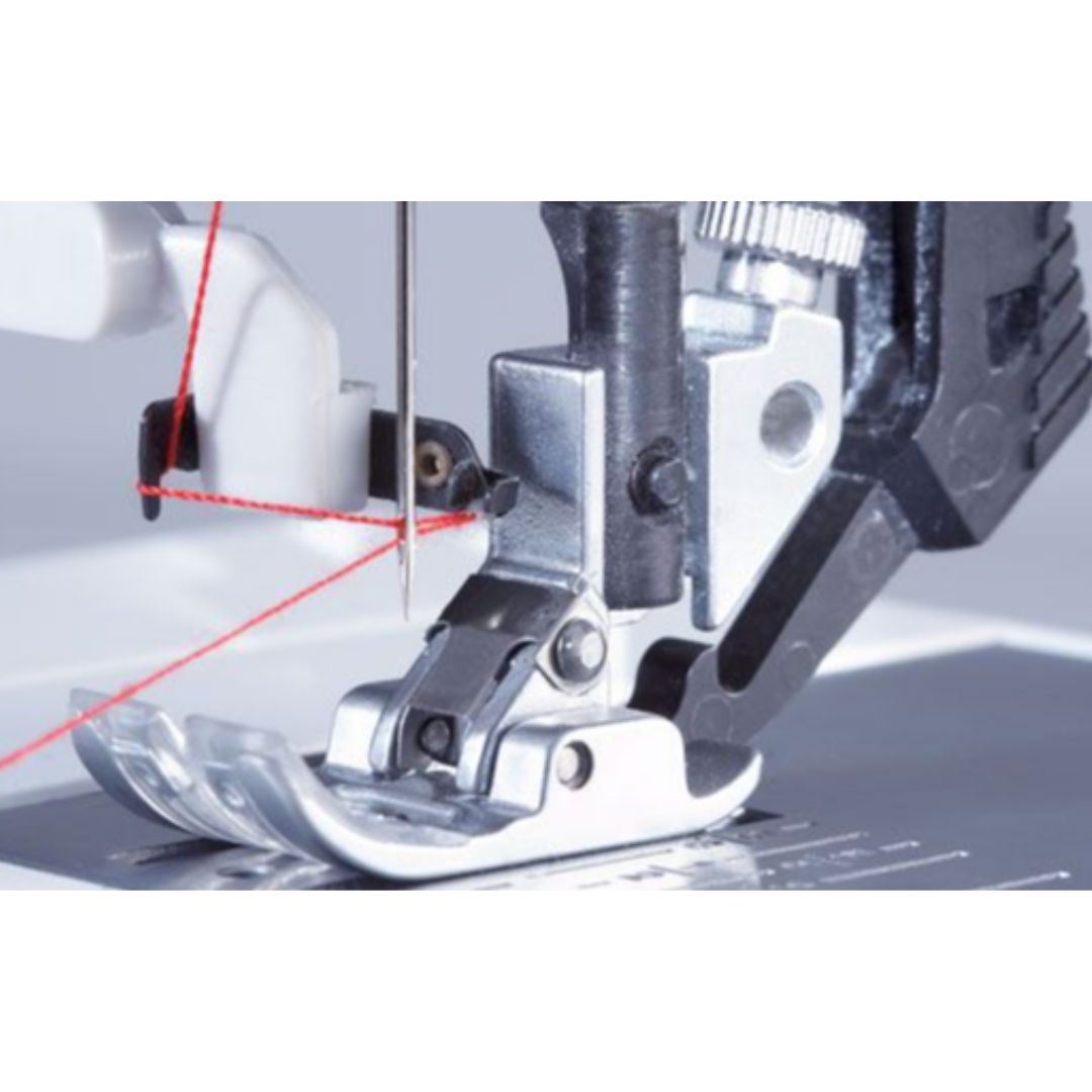 Macchina da cucire meccanica Pfaff Select 4.2 infila ago