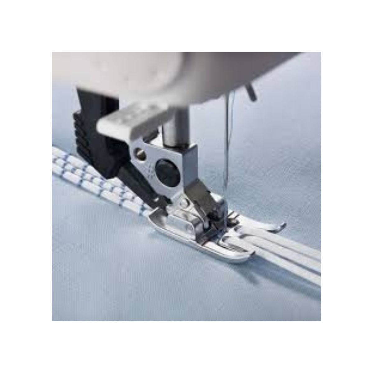 Pfaff Piedino per cordoncino a 3 fori