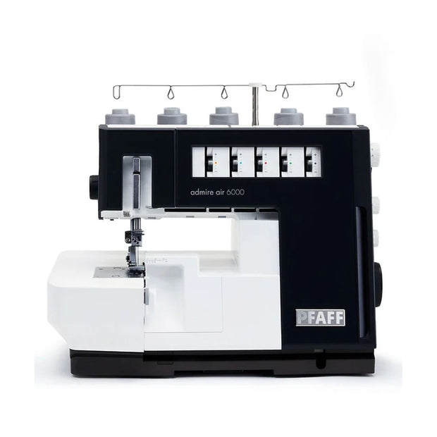 Pfaff admire Air 6000 tagliacuci e punto copertura con infilatura ad aria