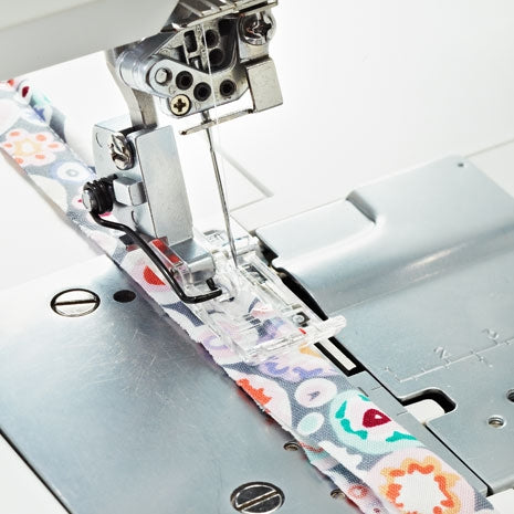 Piedino per Tagliacuci Pfaff applica cordoncini con guida 620097096