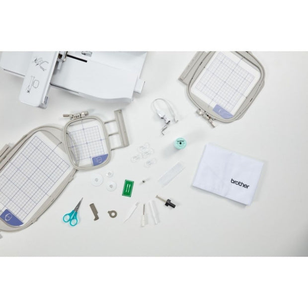 Brother Innovis NV880E Macchina Ricamatrice con 5 Anni di Garanzia.