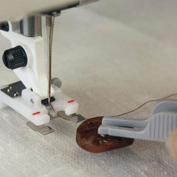 Husqvarna Viking Piedino per bottoni con accessorio