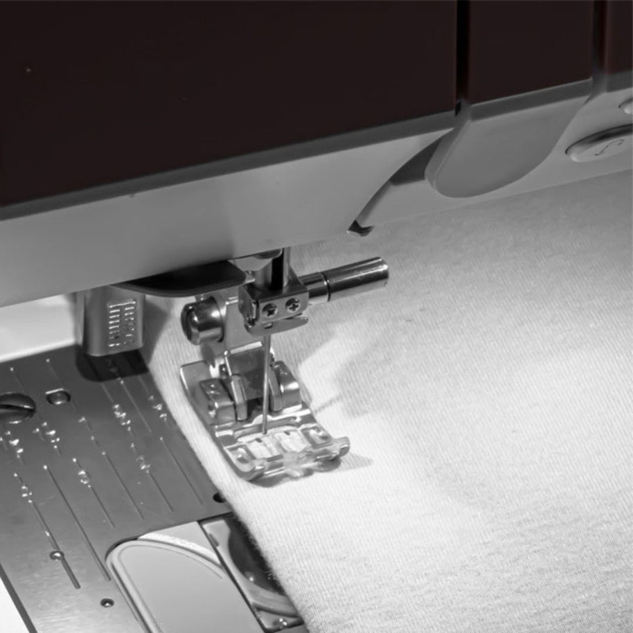 Macchina per cucire Pfaff Quilt Ambition 635 chiedi il tuo Codice SCONTO