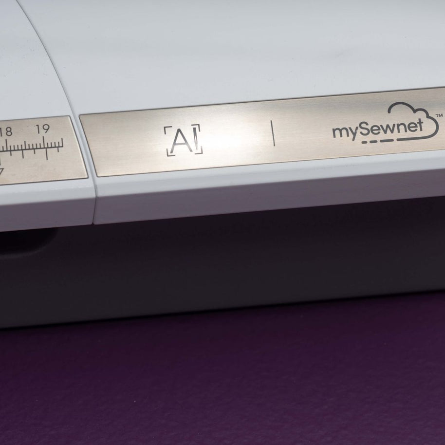 Pfaff icon 2 macchina per cucito e ricamo con intelligenza artificiale