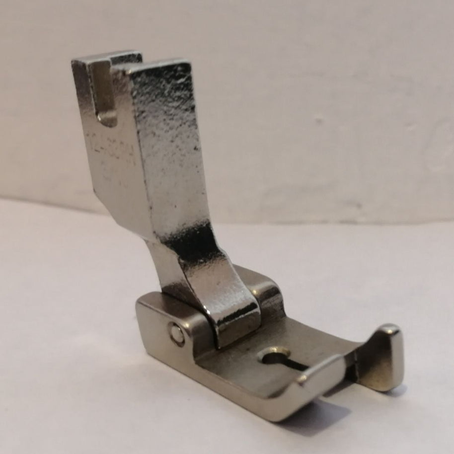 Piedino guida laterale destra fissa a 4,8 mm per macchina industriale