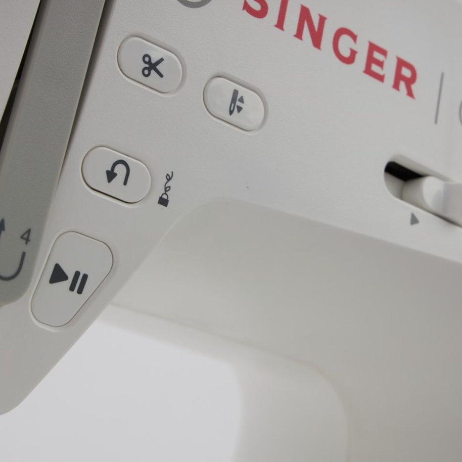 Singer C7225 Macchina per cucire Elettronica con 5 Anni di Garanzia e Tavolo Allungabase