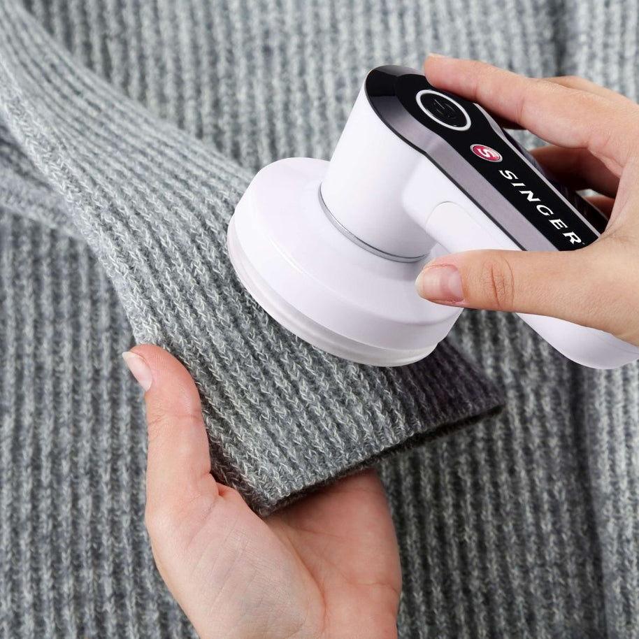 Singer Levapelucchi rasalana