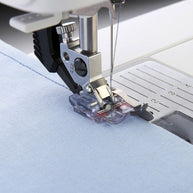 Pfaff Piedino trasparente per la guida  adestra 6 mm